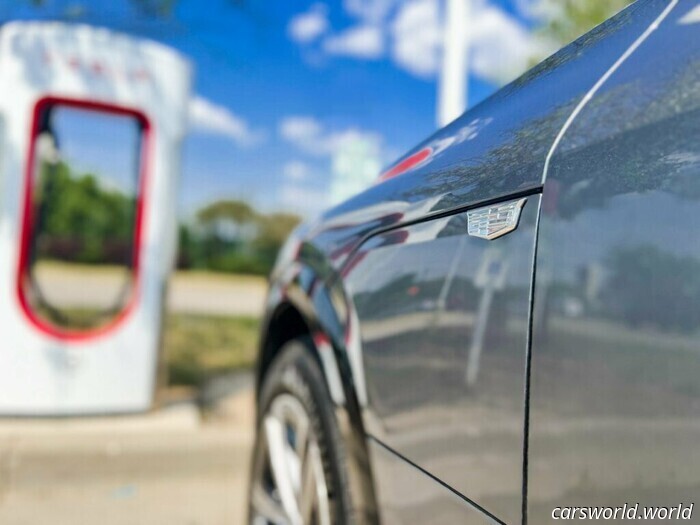 Должность Мэри Барры может достаться бывшему топ-менеджеру Tesla | Carscoops